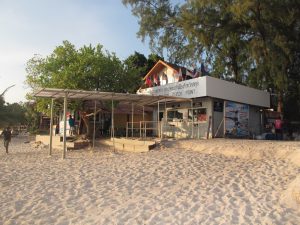 Customs & Immigration on Pattaya Beach, south Lipe - Photo by Grenville Fordham