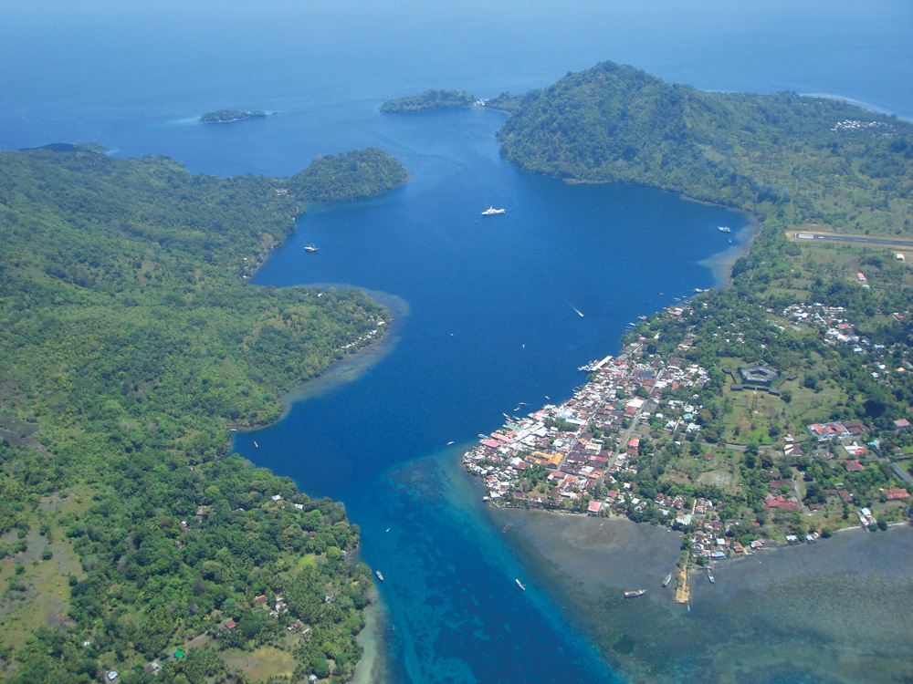 Banda Gunung Api & Banda Neira from the south | Photo by Bill O’Leary