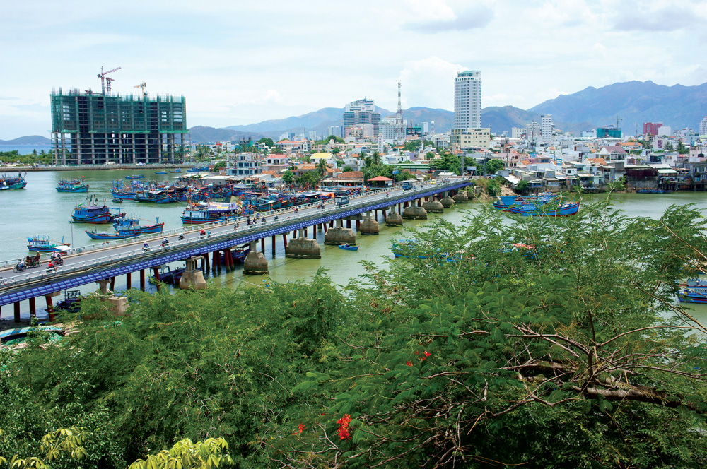 Nha Trang city - view from Pagoda tower |  Photo by Xuanhuongho/Shutterstock.com