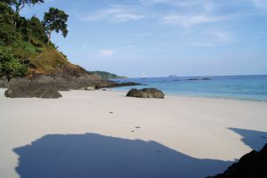 Anchorage ‘C’ (opposite page), Kan Zar Gyi Boulder Beach - Photo by Paul Johnson