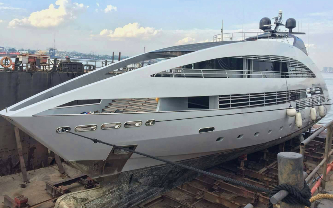 Superyacht refit at Italthai Marine Ltd Superyacht refit at Italthai Marine Ltd