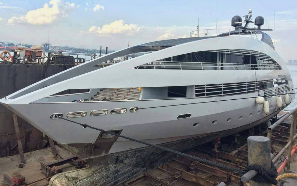 Superyacht refit at Italthai Marine Ltd