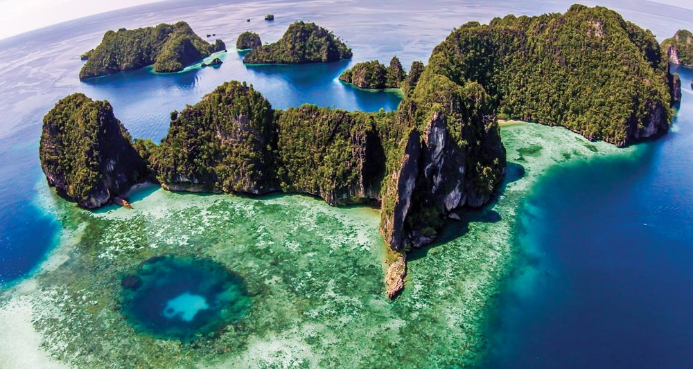 Pelee Island, Misool Raja Ampat | Photo by APS Indonesia