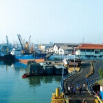 Surabaya&#039;s Ujung Port