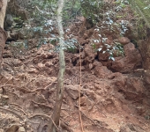 Nearly vertical path to the Princess Lagoon