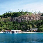 Pulau Dayang anchorage, looking west