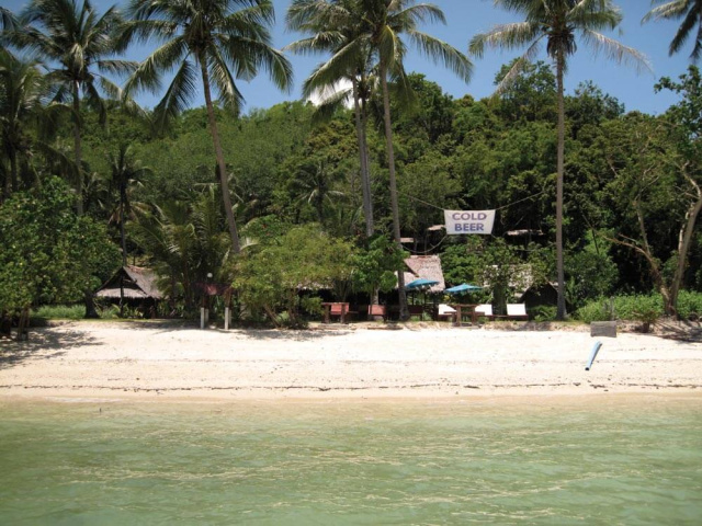 Cold beer sign at Koh Naka Yai northeast beach