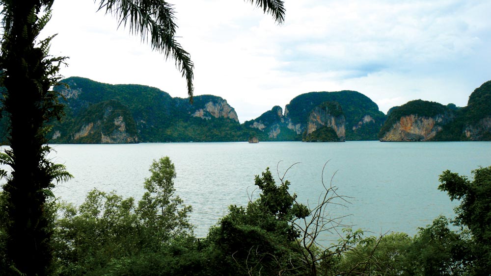 Looking southwest from Laem Sak | Photo by Bob Mott