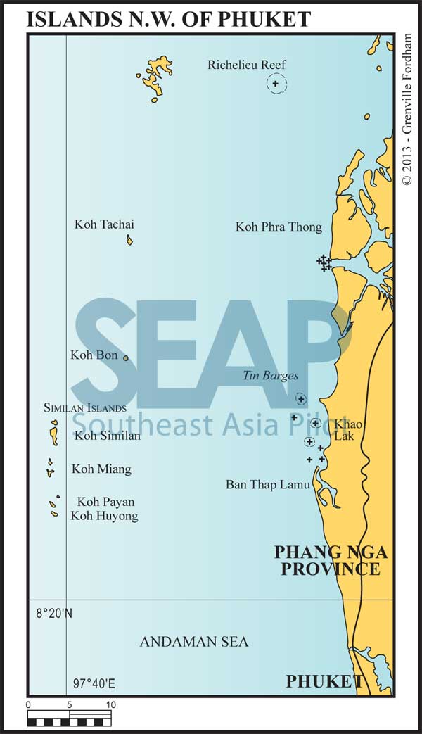 Islands in the Andaman Sea north of Phuket