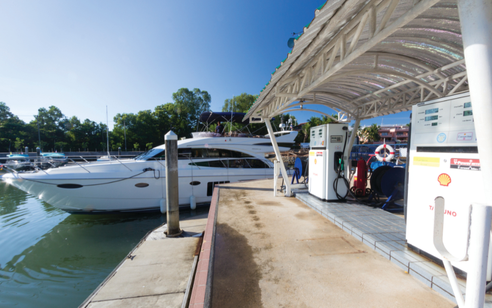 Boat Lagoon fuel dock