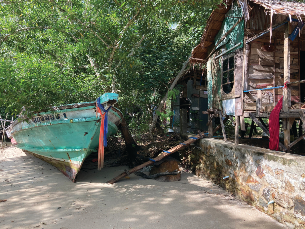 Basic oceanfront digs on Koh Yao Noi